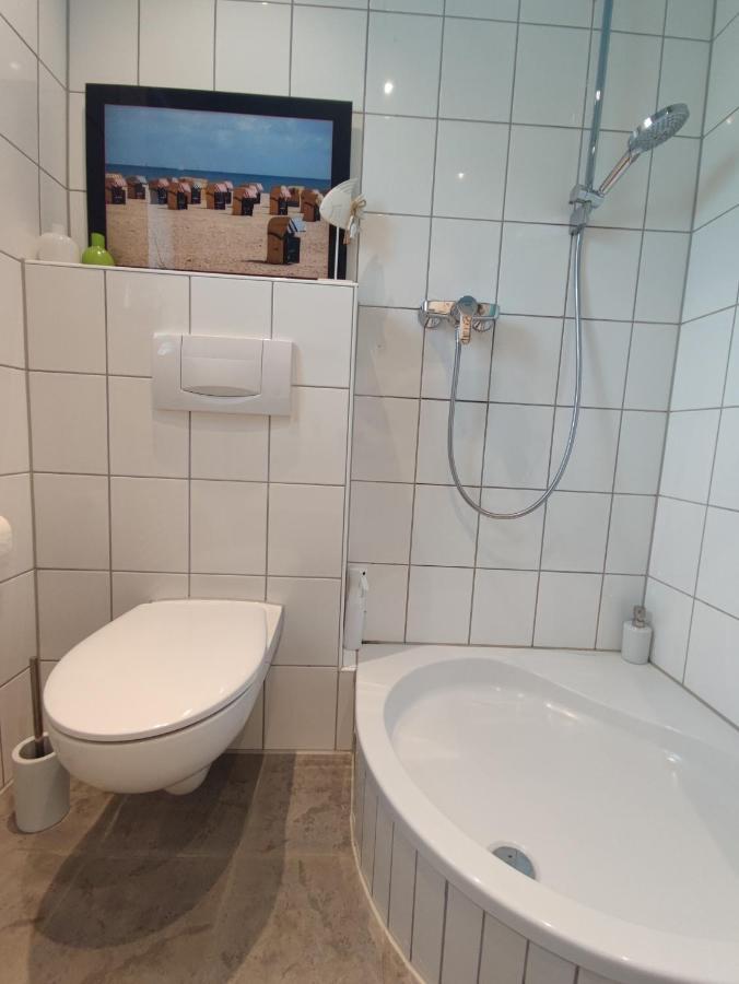 Zen Apartment - Spacious - Garden - Kitchen Karlsruhe Luaran gambar